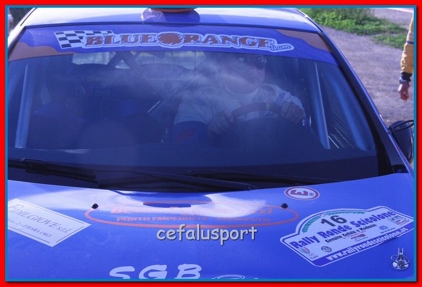 121111 rally 176_tn.jpg